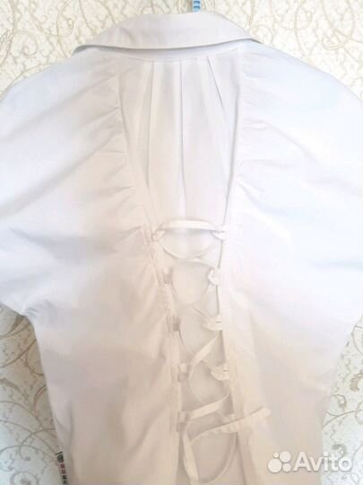 Школьная белоснежная блузка, на рост 140-150