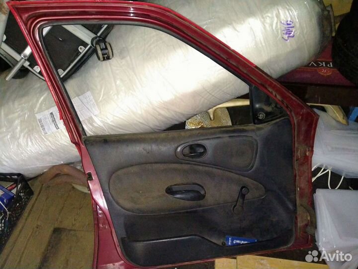 Двери Ford Escort 7