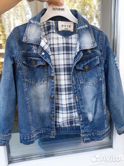 Куртка джинсовая