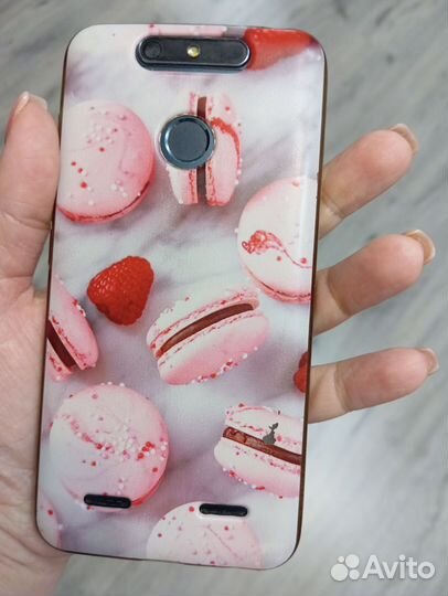 ZTE Blade V8 lite, 2/16 ГБ