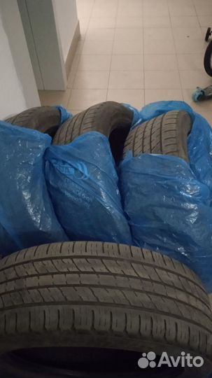 Kumho Crugen HP71 235/55 R19