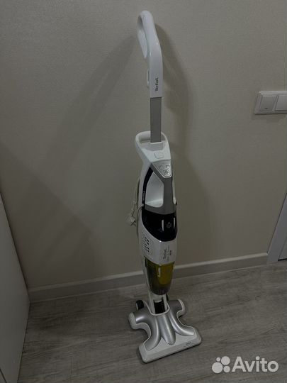 Паровой пылесос Tefal Clean & Steam Multi VP8561RH