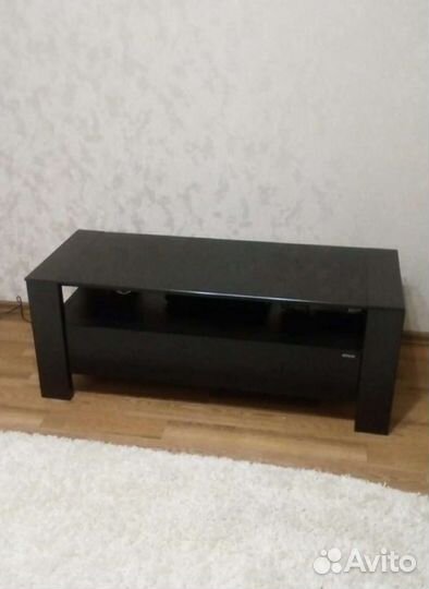Тумба под телевизор