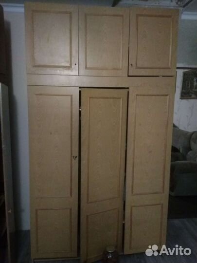 Шкаф для одежды бу