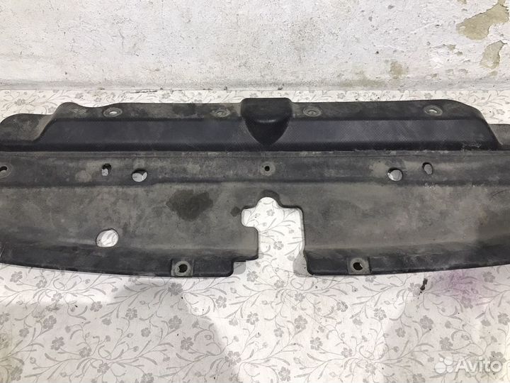 Кожух замка капота Land cruiser prado 150