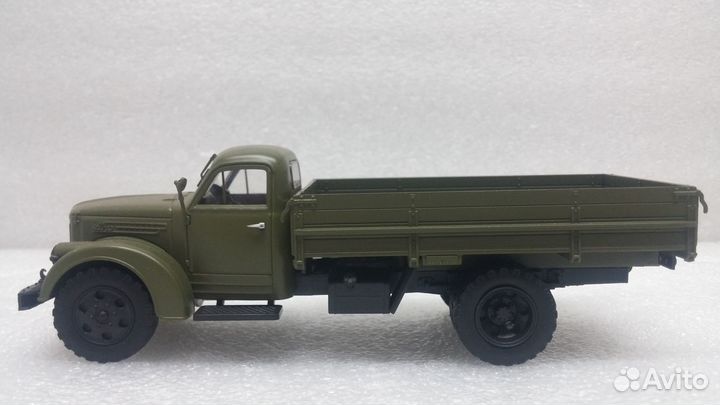 1:43 Урал-Зис-355м ssm (бокса нет)