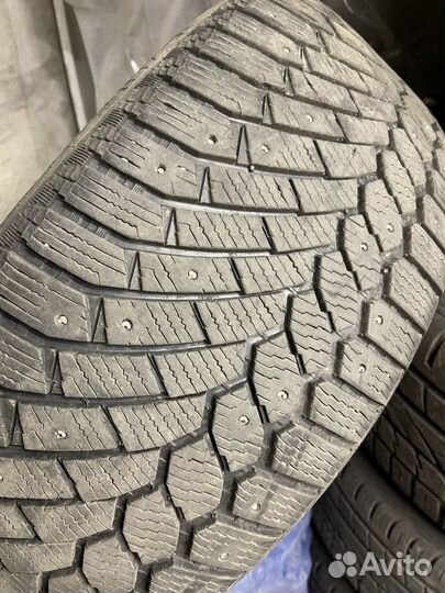 Gislaved Nord Frost 200 255/50 R19