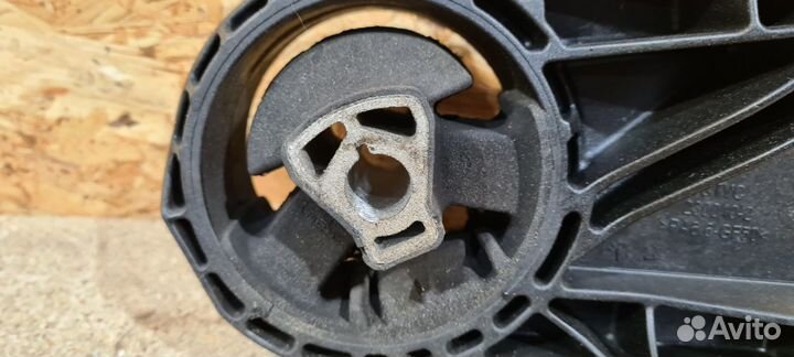 Опора двигателя Opel Astra J A14NET 1.4л