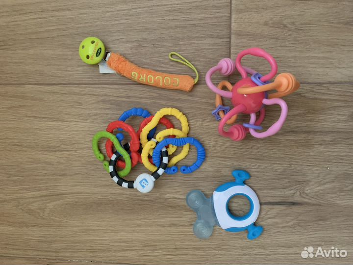 Игрушки для малыша