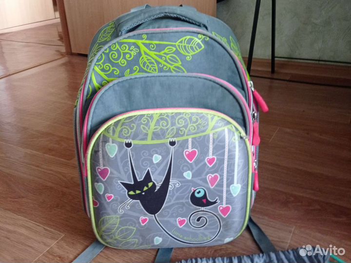 Рюкзак школьной для девочки