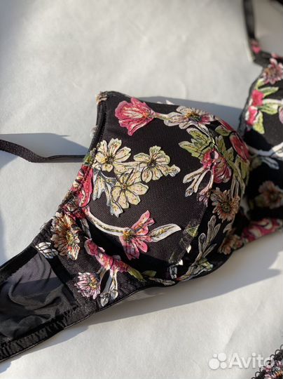 Комплект белья Victoria’s Secret