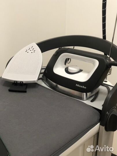 Гладильная система miele B2847