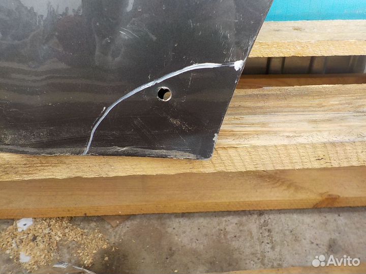 Дверь задняя левая mitsubishi Pajero 2008