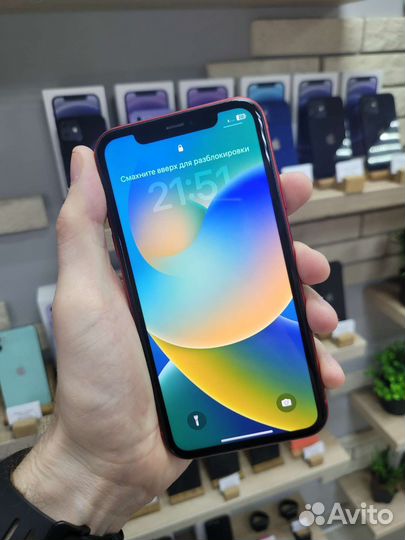 iPhone 11, 64 ГБ