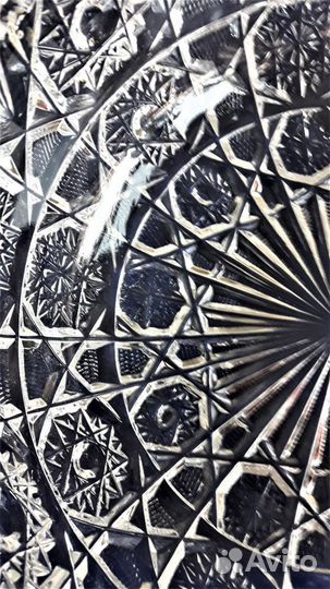 Большая хрустальная ваза для фруктов