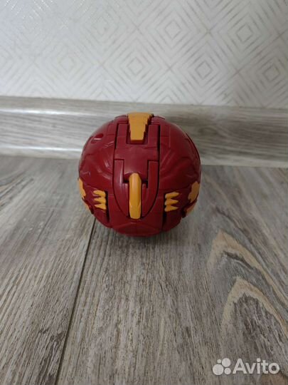 Бакуганы, два больших и маленький