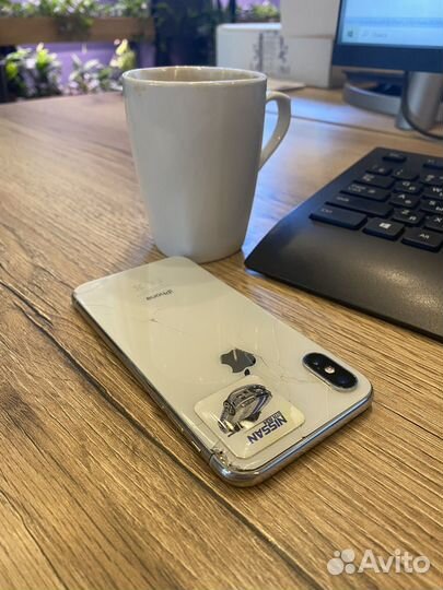 iPhone X, 256 ГБ