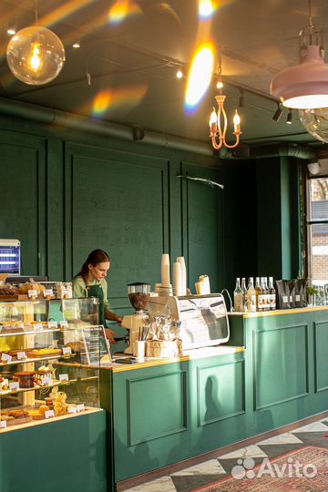 Продавец бариста