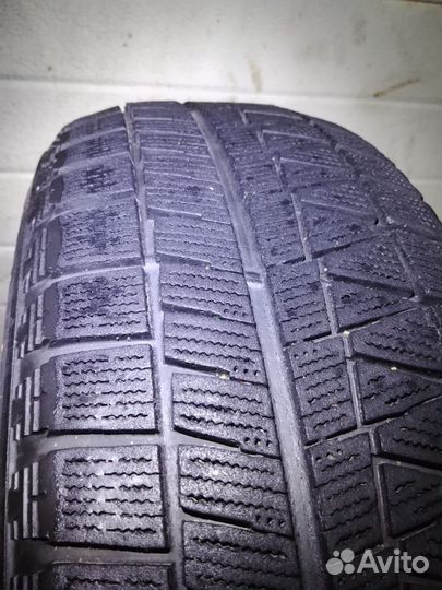 Bridgestone Blizzak Revo GZ 205/60 R16 92S