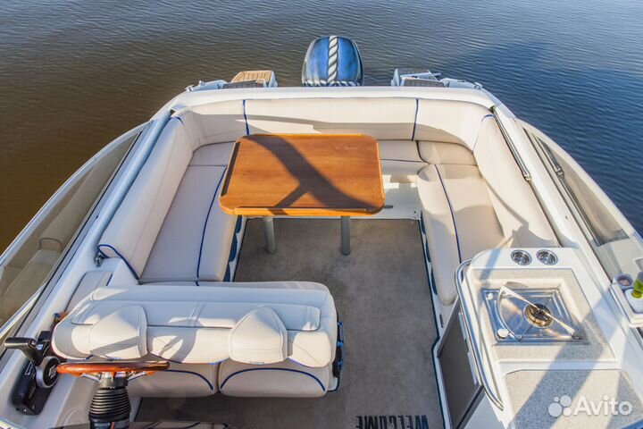 Катер с каютой Velvette 24 Euphoria