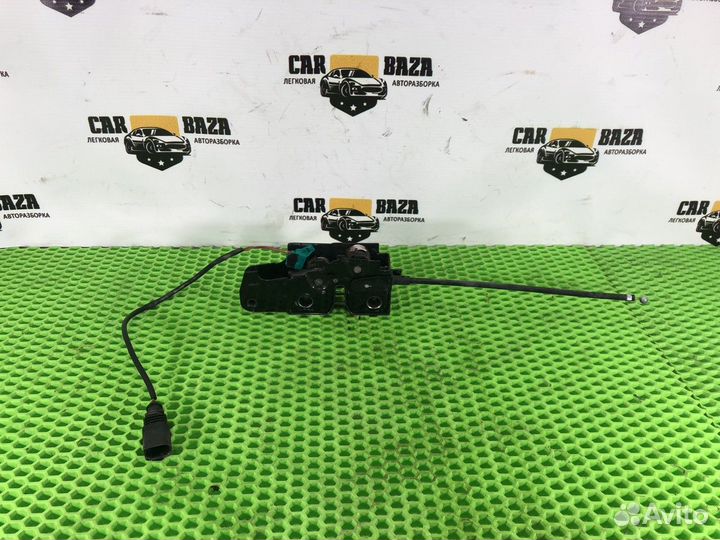 Замок капота Skoda Octavia, Volkswagen Amarok