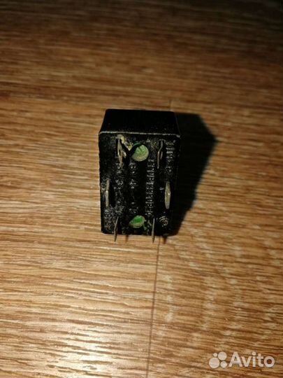 Переключатель тумблерный тп1-2 1975г.ссср