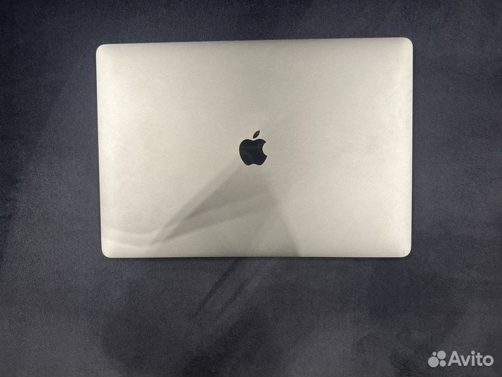 Macbook Pro 15 retina i7 512gb 2016г