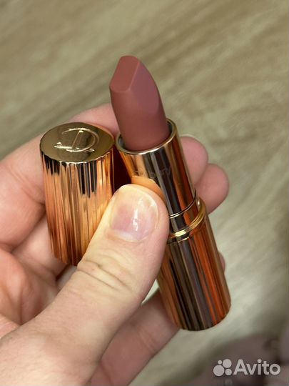 Матовая помада Charlotte Tilbury оригинал Pillow