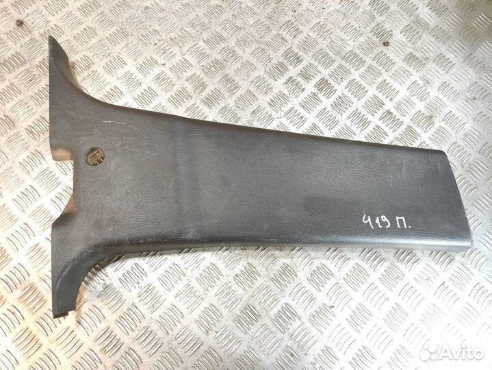 Обшивка стойки правая Ssang yong Rexton 2001 2006