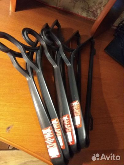 Вешалка плечики для верхней одежды