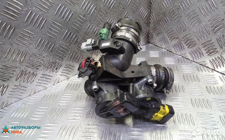 Заслонка дроссельная Mazda 3 BK рест. 2006