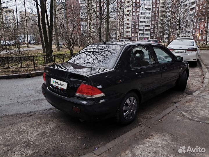 Mitsubishi Lancer 1.3 МТ, 2005, 300 000 км