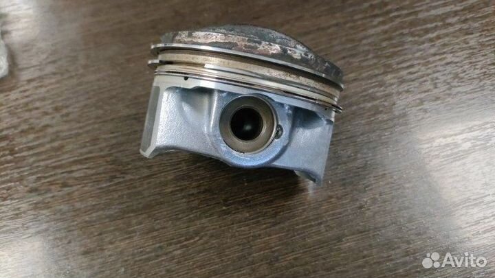Поршень Skoda Octavia II рестайлинг cdab 2012