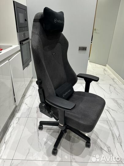 Кресло noblechair hero tx