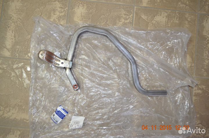 Петля багажника левая Рено Логан