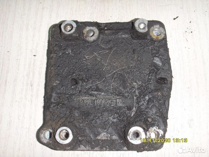 Кронштейн кондиционера 97BB19D624BB Ford Focus 1