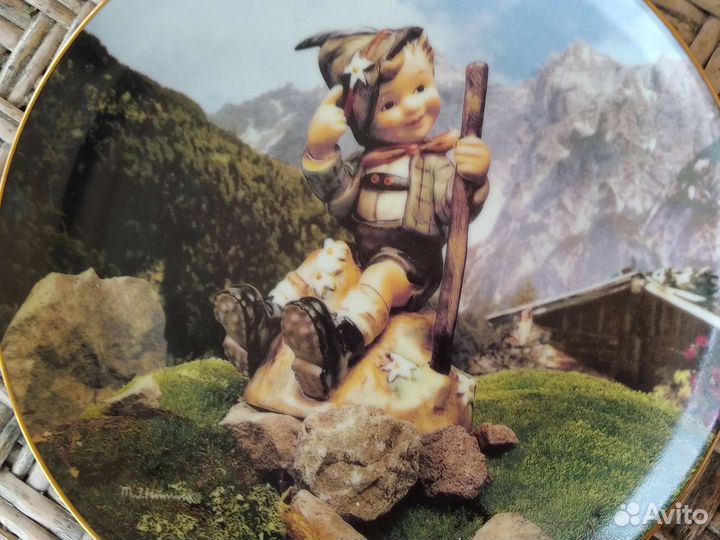 Настенная тарелка Hummel Goebel