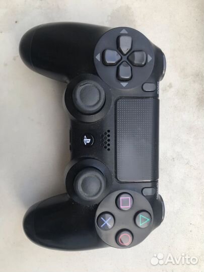 Джостик PS 4 V2 в хорошем состоянии