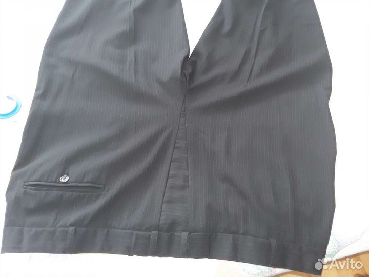 Костюм мужской новый с брюками вместе 50 размер