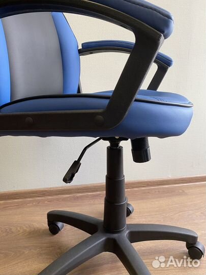 Офисное кресло. Удобное