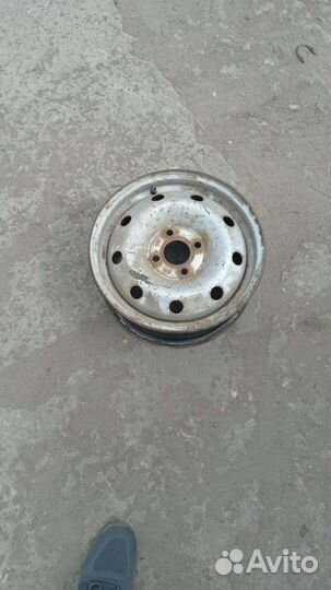 Колёсный диск r 14