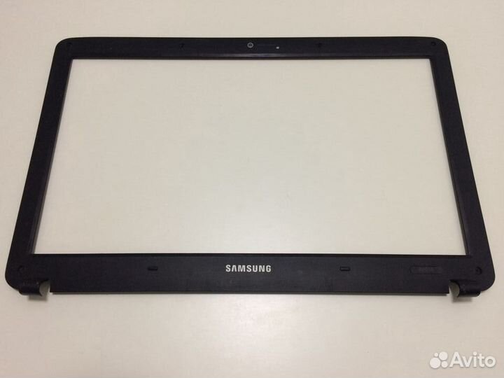Рамка матрицы ноутбука Samsung RV510