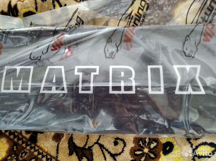 Отбойник на капот автомобиля Hyundai Matrix