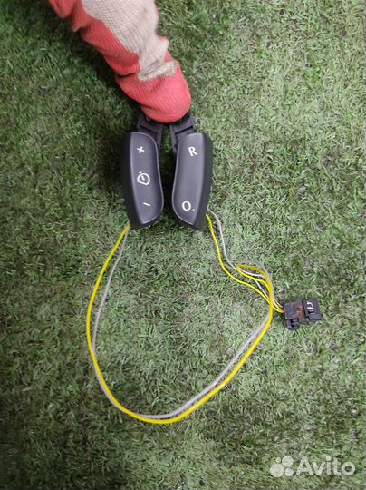 Переключатель круиз-контроля Renault Clio 3 2006