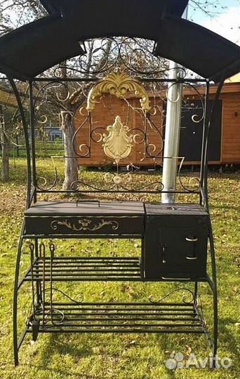 Мангал с крышей