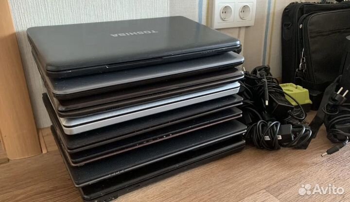 16 ноутбуков высвобожденные с офиса на SSD