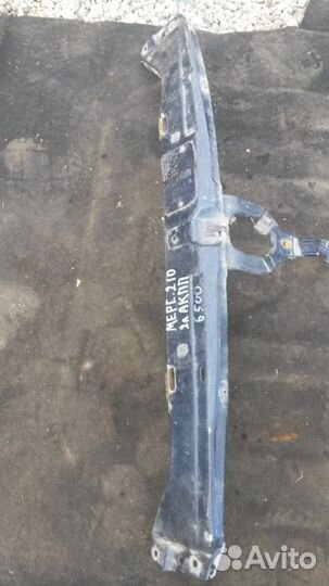 Мерседес 210, панель, телевизор