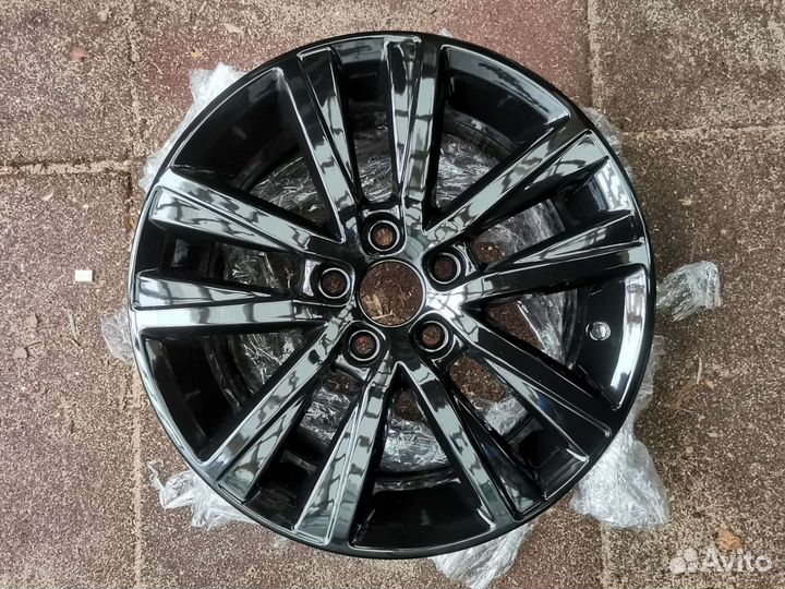 Диски R 15 Volkswagen Polo. 4 штуки