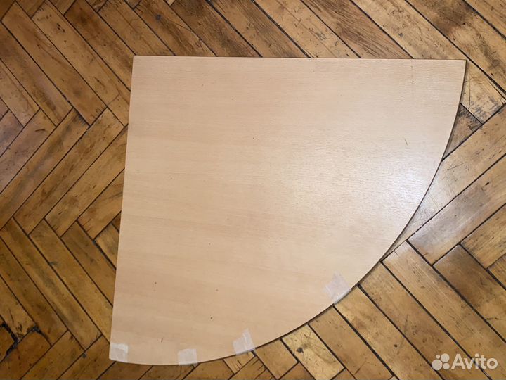 Рабочий стол угловой