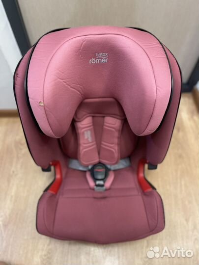 Автокресло britax romer advansafix IV M